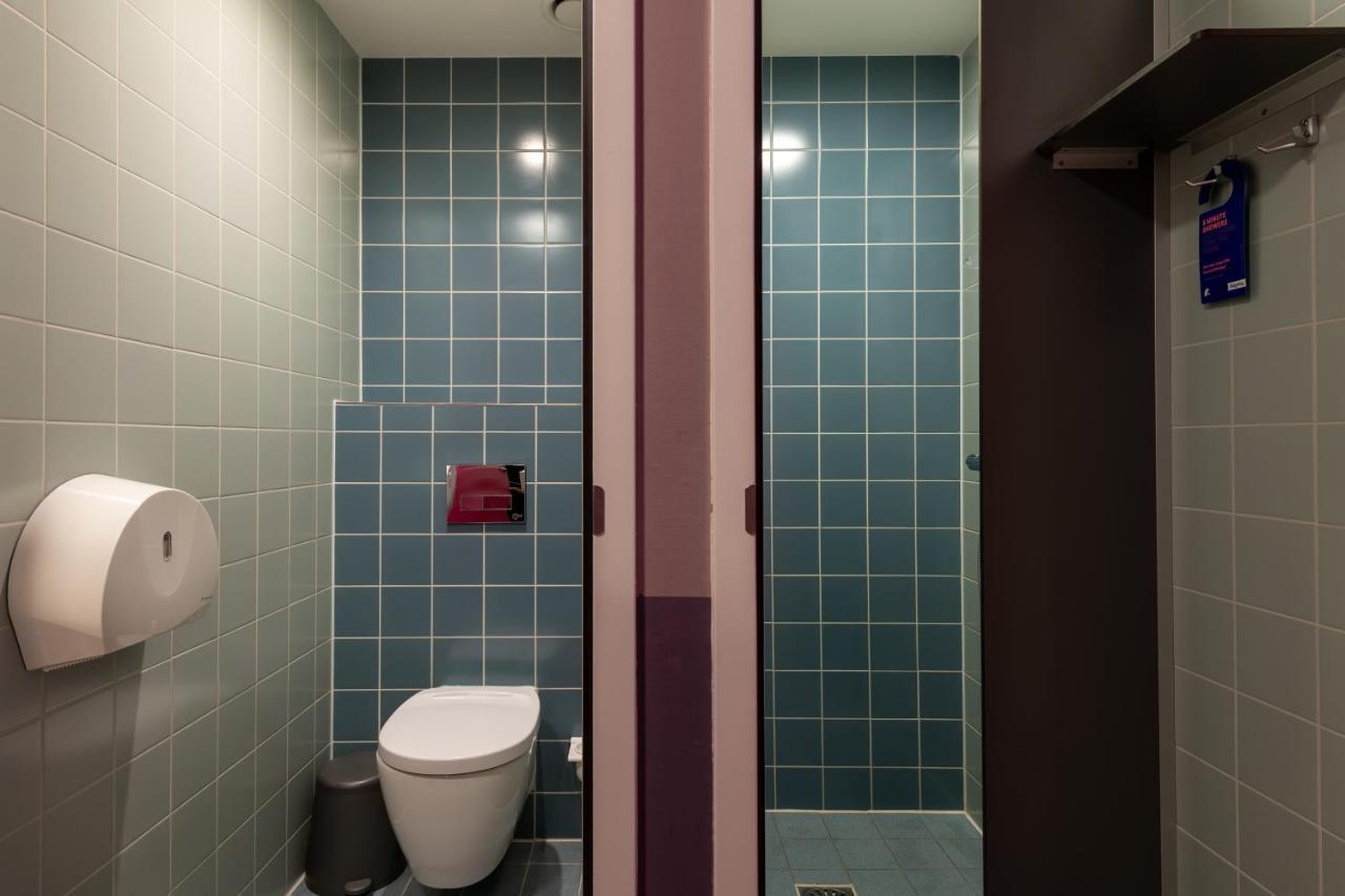 Quadruple Room Private Bathroom Shower